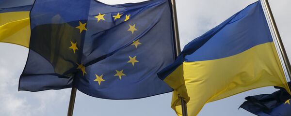Заставе Украјине и Европске уније - Sputnik Србија
