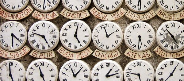 Satovi koji prikazuju vremenske zone - Sputnik Srbija