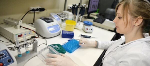 Развијање вакцине против еболе - Sputnik Србија