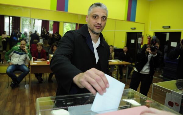 Predsednik Liberalno demokratske partije Srbije Čedomir Jovanović glasao je danas u 9 sati na biračkom mestu Ušće u Bulevaru Zorana Đinđića u Beogradu. - Sputnik Srbija