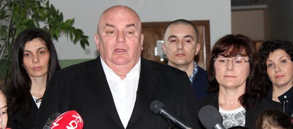 Председник Јединствене Србије Драган Марковић - Палма, гласао је у 10 сати у селу Кончареву, око шест километара од Јагодине - Sputnik Србија