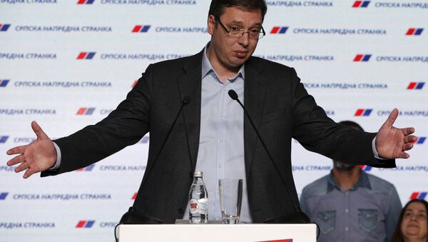 Premijer Srbije i lider Srpske napredne stranke Aleksandar Vučić daje izjavu za novinare - Sputnik Srbija