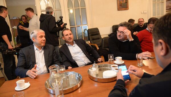 Sastanak opizicionih partija u sedištu DS-a - Sputnik Srbija