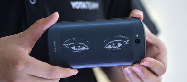 Јотафон, смартфон направљен у Русији - Sputnik Србија