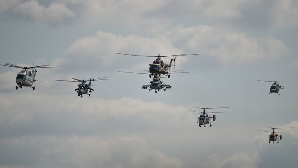 Ruski vojno-transportni helikopteri Mi-17V5 - Sputnik Srbija
