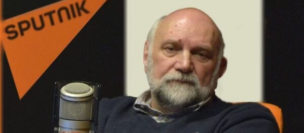 Срђан Богосављевић из „Ипсос стратеџик маркетинга“ Срђан Богосављевић из „Ипсос стратеџик маркетинга“ - Sputnik Србија