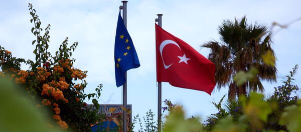 Заставе Турске и Европске уније Заставе Турске и Европске уније - Sputnik Србија