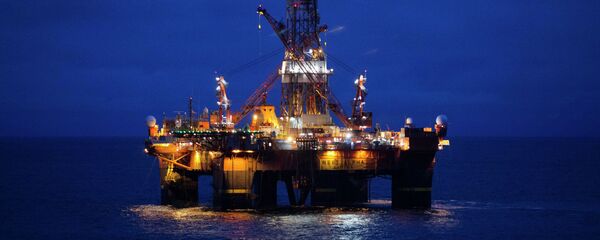 Руска бушилица нафте на Арктику - Sputnik Србија