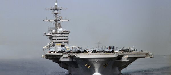 Амерички носач авиона у Ормуском мореузу Амерички носач авиона у Ормуском мореузу - Sputnik Србија