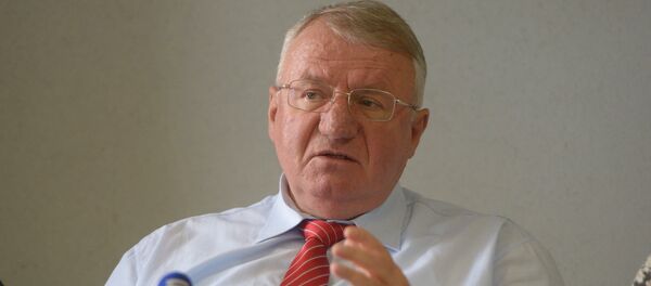 Војислав Шешељ Војислав Шешељ - Sputnik Србија