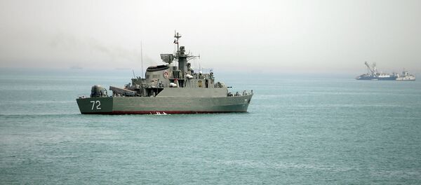 Iranski ratni brod Alborz u Ormuskom moreuzu Iranski ratni brod Alborz u Ormuskom moreuzu - Sputnik Srbija
