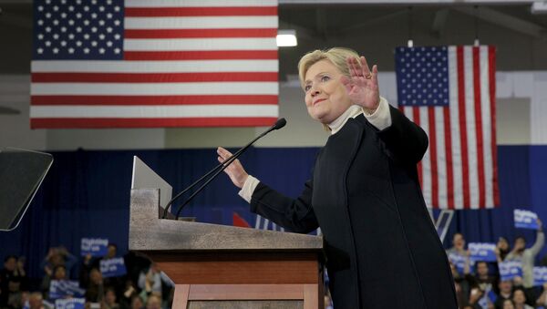 Демократски председнички кандидати САД Хилари Клинтон у Њу Хемпширу Феб. 9, 2016. године - Sputnik Србија