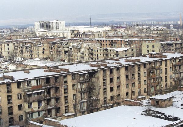 Поглед на центар Грозног 2002. године Поглед на центар Грозног 2002. године - Sputnik Србија