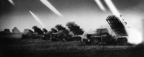 Совјетски вишецевни бацачи ракета „каћуша“ на 1. украјинском фронту Совјетски вишецевни бацачи ракета „каћуша“ на 1. украјинском фронту - Sputnik Србија