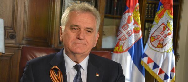 Predsednik Srbije Tomislav Nikolić sa Georgijevskom lentom Predsednik Srbije Tomislav Nikolić sa Georgijevskom lentom - Sputnik Srbija
