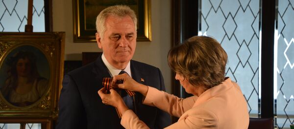 Председник Србије Томислав Николић са главном уредницом српске редакције „Спутњика“ Љубинком Милинчић - Sputnik Србија