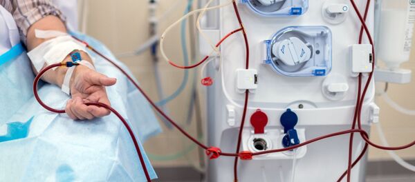 Човек на „апаратима“ Човек на „апаратима“ - Sputnik Србија