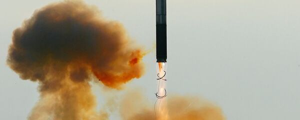 Лансирање ракете РС-20 Лансирање ракете РС-20 - Sputnik Србија
