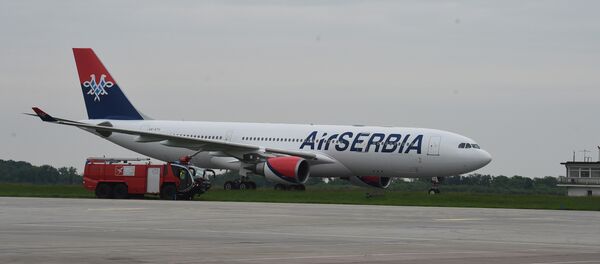 Erbas A330 Er Srbije na aerodromu Nikola Tesla Erbas A330 Er Srbije na aerodromu Nikola Tesla - Sputnik Srbija