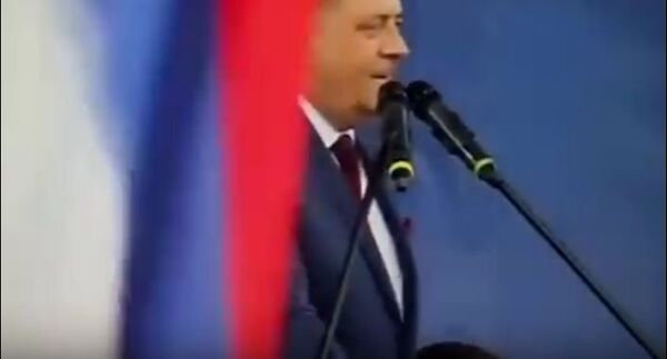 Milorad Dodik peva - Sputnik Srbija