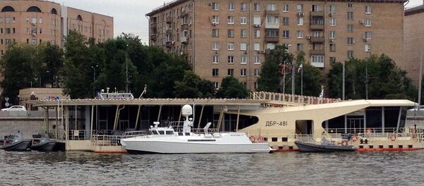 Patrolni čamac „raptor“ Patrolni čamac „raptor“ - Sputnik Srbija