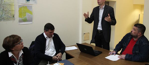 Saša Radulović sa poslanicima i odbornicima Pokreta Dosta je bilo u Novom Sadu. Saša Radulović sa poslanicima i odbornicima Pokreta Dosta je bilo u Novom Sadu. - Sputnik Srbija