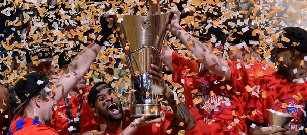 Московски кошаркашки клуб ЦСКА након финалног меча Евролиге против турског Фенербахчеа - Sputnik Србија