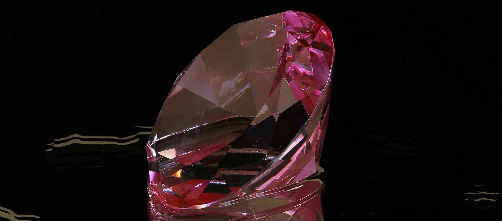 Розе дијамант - Sputnik Србија, 1920, 12.10.2020