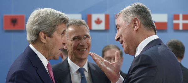 Potpisivanje protokola o pristupanju Crne Gore u NATO - Sputnik Srbija