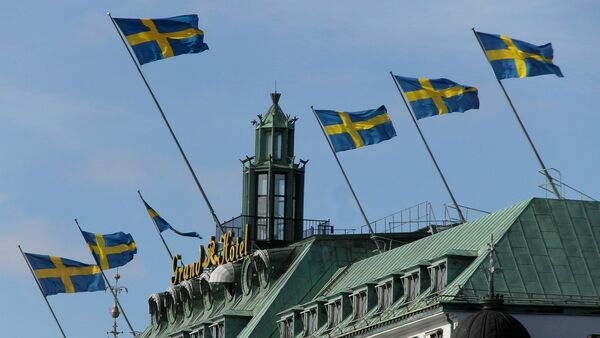 Шведске заставе изнад Гранд хотела у Стокхолму, Шведска - Sputnik Србија
