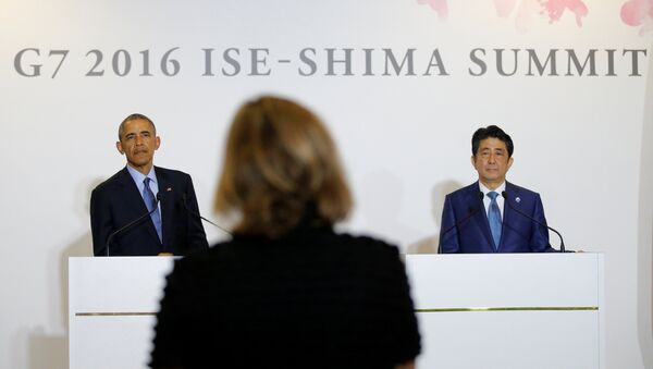 Амерички председник Барак Обама и јапански премијер Шинзо Абе - Sputnik Србија
