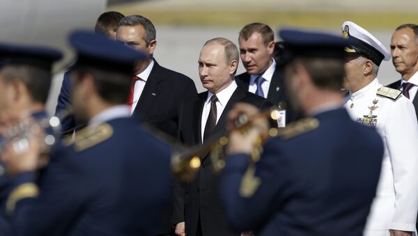 Predsednik Rusije Vladimir Putin sleće na aerodrom u Grčkoj - Sputnik Srbija