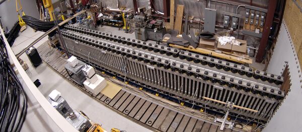 Лансер за електромагнетни шински топ лабораторије за поморска истраживања у Поморском центру Далгрен у држави Вирџинија. - Sputnik Србија