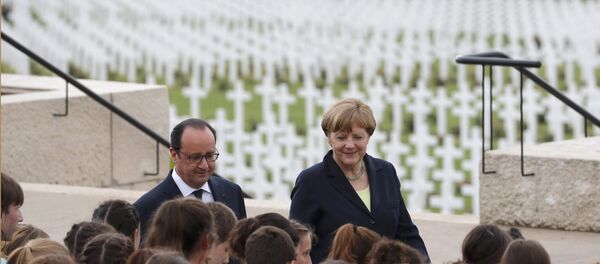 Ангела Меркел и Франсоа Оланд - Sputnik Србија