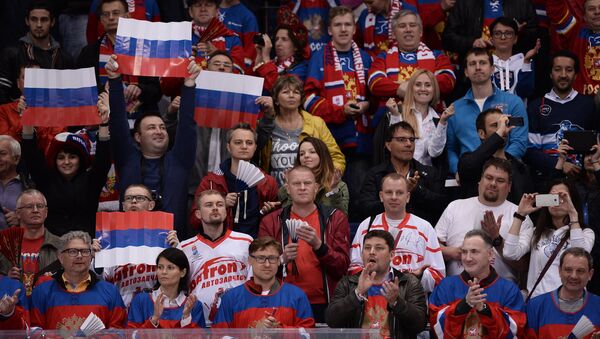 Ruski navijači na hokejskom meču - Sputnik Srbija
