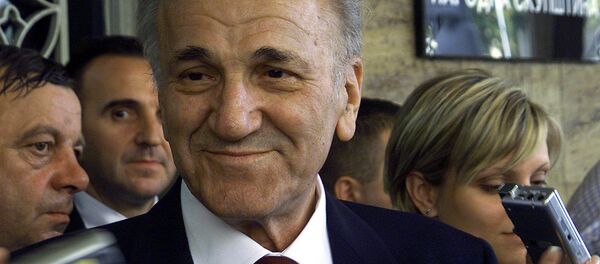 Велимир Бата Живојиновић - Sputnik Србија