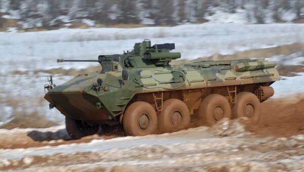 Novi ruski oklopni transporter BTR-90 sa sistemom naoružanja Berežok tokom testova u Arzamaskoj mašinkoj fabrici - Sputnik Srbija