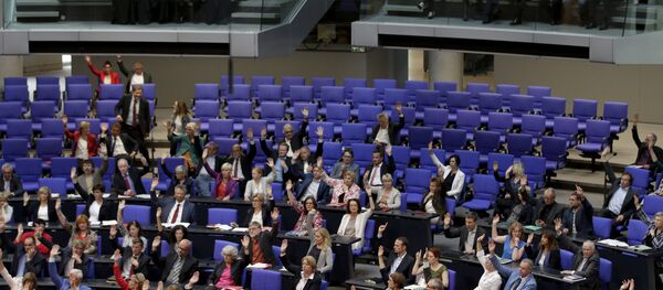 Poslanici Bundestaga tokom zasedanja Parlamenta u Berlinu - Sputnik Srbija