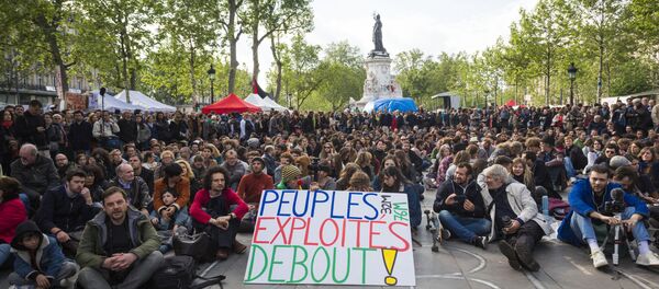 Протест покрета Ноћ на ногама (Nuit Debout) у Паризу, 15. мај 2016. - Sputnik Србија