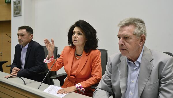 Sanda Rašković Ivić i Dragan Maršićanin na sednici Glavnog odbora DSS-a. - Sputnik Srbija