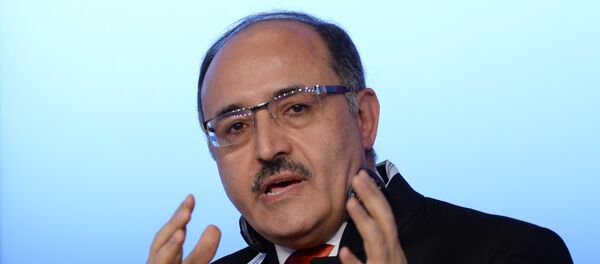 Predsednik medijske grupe Majadin Ben Džidu na Forumu „Nova epoha u novinarstvu: Rastanak s mejnstrimom“ - Sputnik Srbija