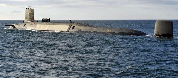 Нуклеарна подморница Трозубац (Trident) патролира дуж западне обале Шкотске - Sputnik Србија