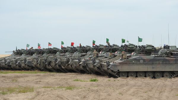 Nemački tenkovi tokom vojne vežbe NATO-a u Poljskoj, jun 2015. - Sputnik Srbija