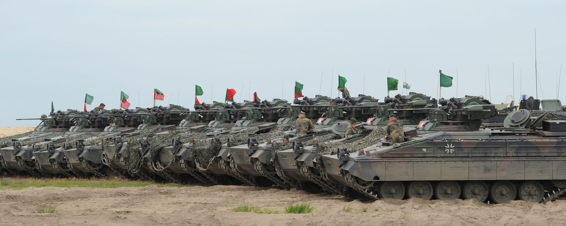 Немачки тенкови током војне вежбе НАТО-а у Пољској, јун 2015. - Sputnik Србија, 1920, 05.02.2024