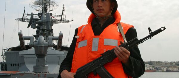 Pripadnik Crnomorske flote Rusije u Sevastopolju - Sputnik Srbija