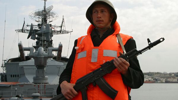Pripadnik Crnomorske flote Rusije u Sevastopolju - Sputnik Srbija