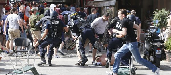 Хаос у Марсељу уочи фудбалске утакмице Велика Британија - Русија - Sputnik Србија