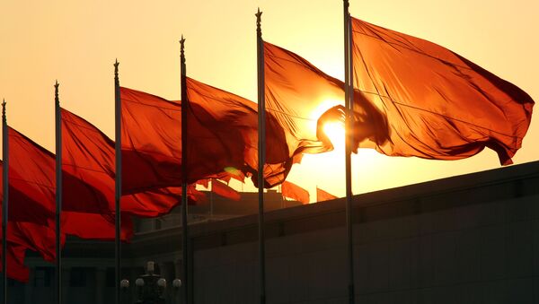 Crvene zastave u sumrak - Sputnik Srbija