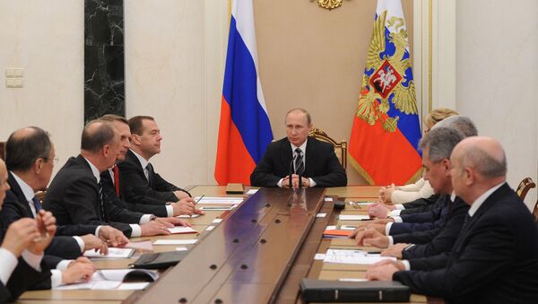 Predsedniki Vladimir Putin na sednici Saveta bezbednosti Rusije - Sputnik Srbija