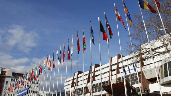 Zastave evropskih zemalja ispred zgrade Saveta Evrope u Strazburu - Sputnik Srbija
